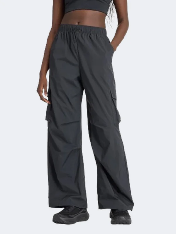 women's wide leg trousers -women's cotton t-shirts -New Balance Seasonal Woven Women Lifestyle Pant Black