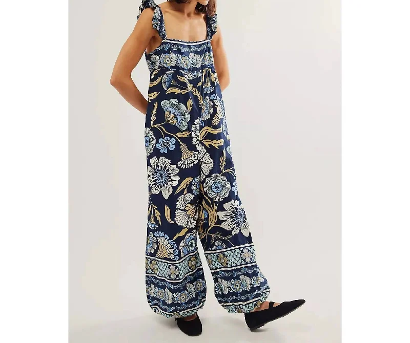 comfortable wide-leg pants -elegant evening tops for women -Bali Albright Jumpsuit In Navy Combo