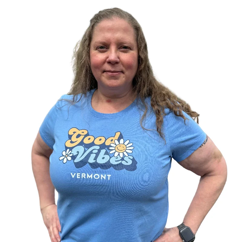 short sleeve tops for women -Life Is Good Women's Vermont Exclusive Groovy Tee - Cornflower Blue