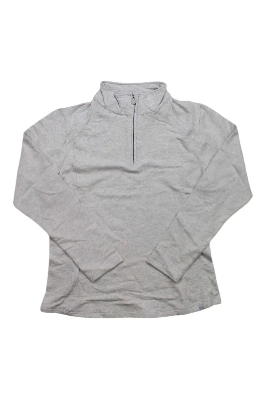 light heather grey:#e6e8ee